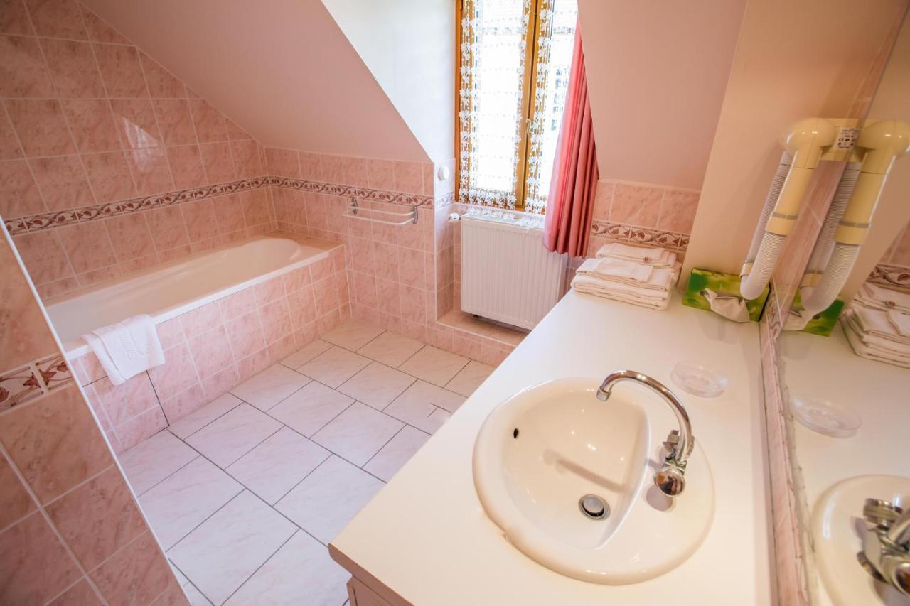 Chambres Et Table D'Hotes - Domaine De Bardenat Marquay エクステリア 写真