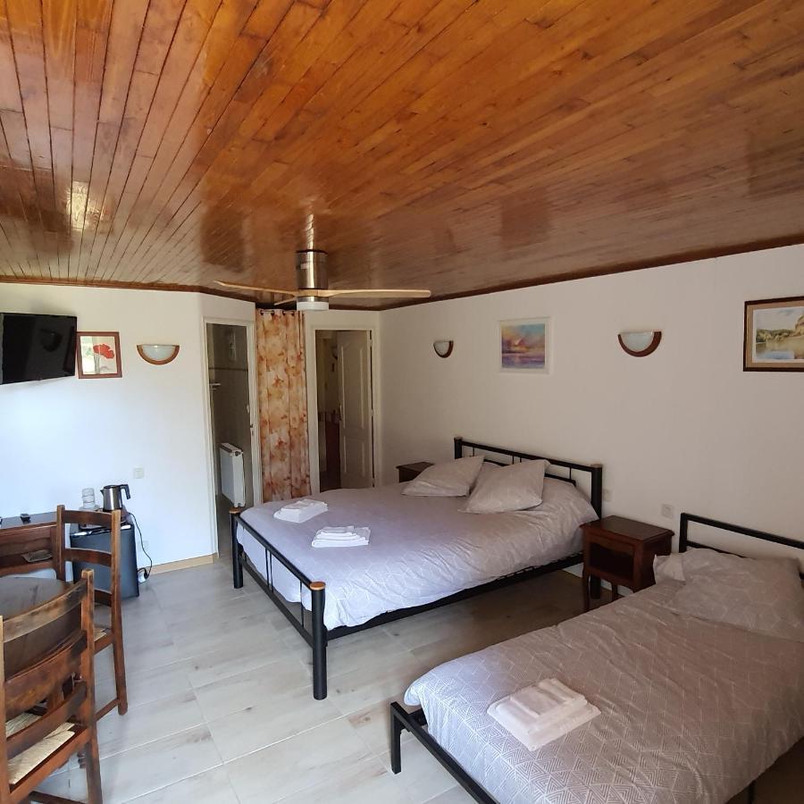 Chambres Et Table D'Hotes - Domaine De Bardenat Marquay エクステリア 写真